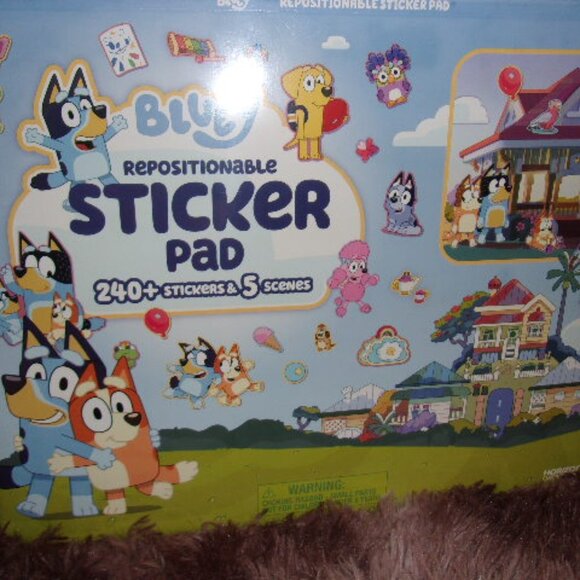 Bluey Repositionable Sticker Pad New - Picture 2 of 2